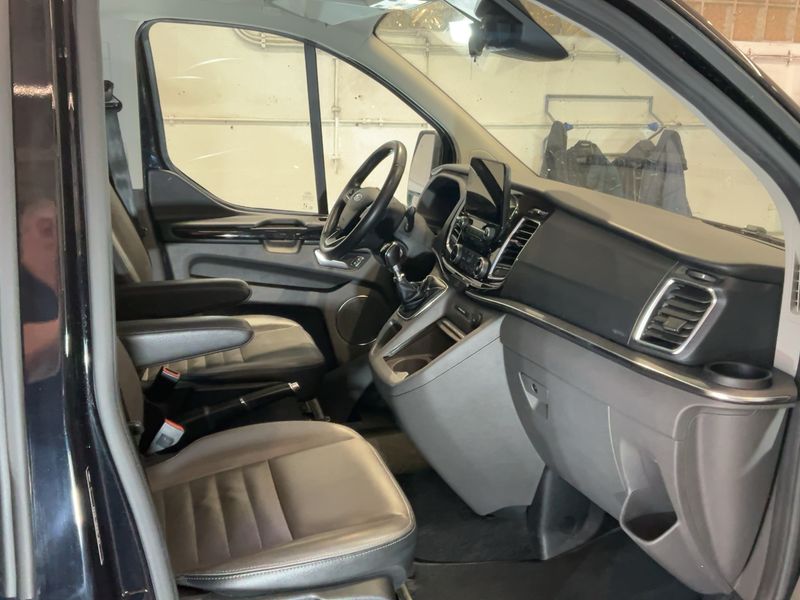 Ford Tourneo Custom 2.0 TDCi Mild-Hybrid 320 L1 Tourneo Titanium 2021 – снимка 17