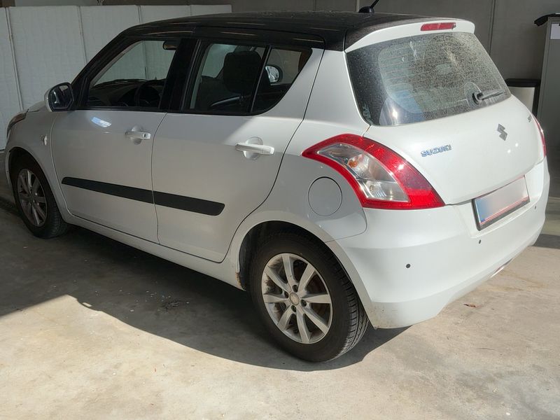 Suzuki Swift 1.2 GL Special 2012 – снимка 6