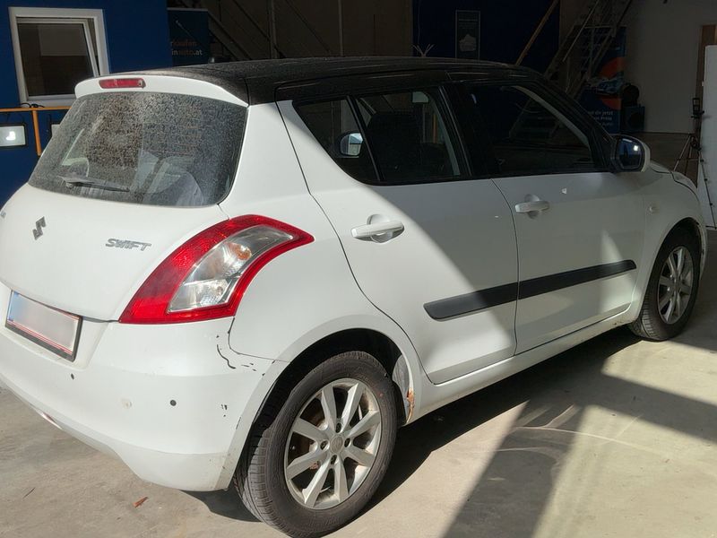 Suzuki Swift 1.2 GL Special 2012 – снимка 8