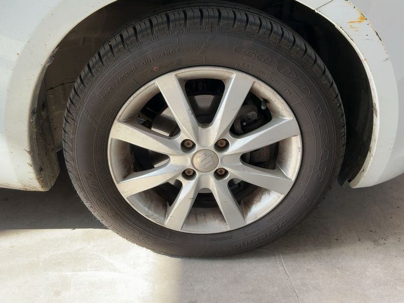 Suzuki Swift 1.2 GL Special 2012 – снимка 11