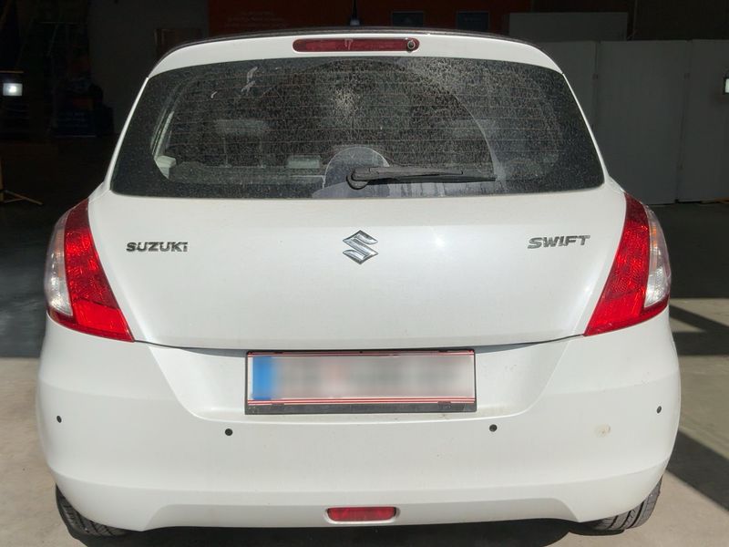 Suzuki Swift 1.2 GL Special 2012 – снимка 7