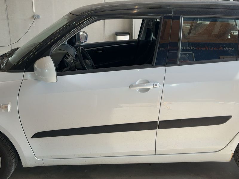 Suzuki Swift 1.2 GL Special 2012 – снимка 4