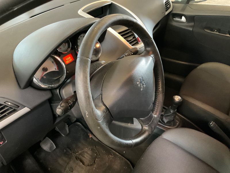 Peugeot 207 1.4 HDi Tendance 2011 – снимка 32