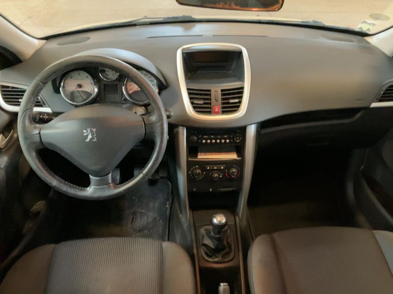 Peugeot 207 1.4 HDi Tendance 2011 – снимка 17