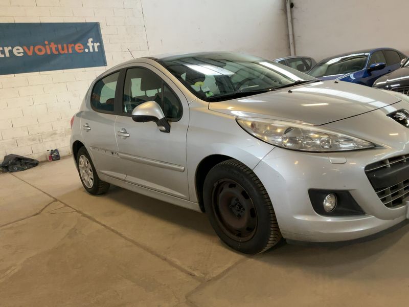 Peugeot 207 1.4 HDi Tendance 2011 – снимка 12