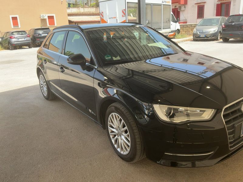 Audi A3 Sportback 1.6 TDI Ambiente 2016 – снимка на щета