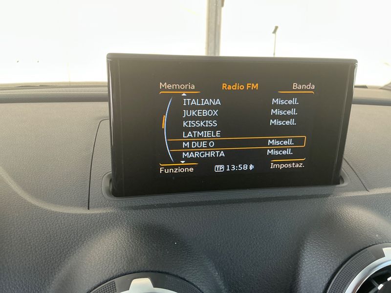 Audi A3 Sportback 1.6 TDI Ambiente 2016 – снимка на щета