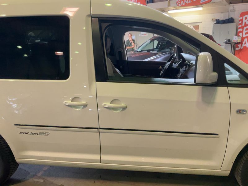 Volkswagen Caddy 2.0 TDI Edition30 2014 – снимка 10