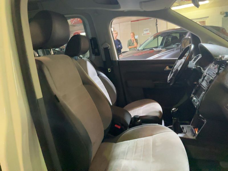Volkswagen Caddy 2.0 TDI Edition30 2014 – снимка 16