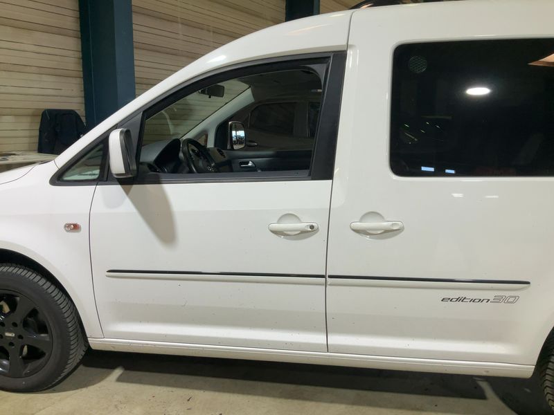 Volkswagen Caddy 2.0 TDI Edition30 2014 – снимка 4