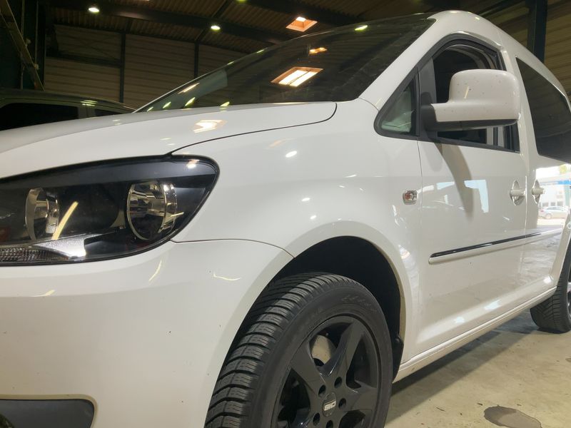 Volkswagen Caddy 2.0 TDI Edition30 2014 – снимка 2