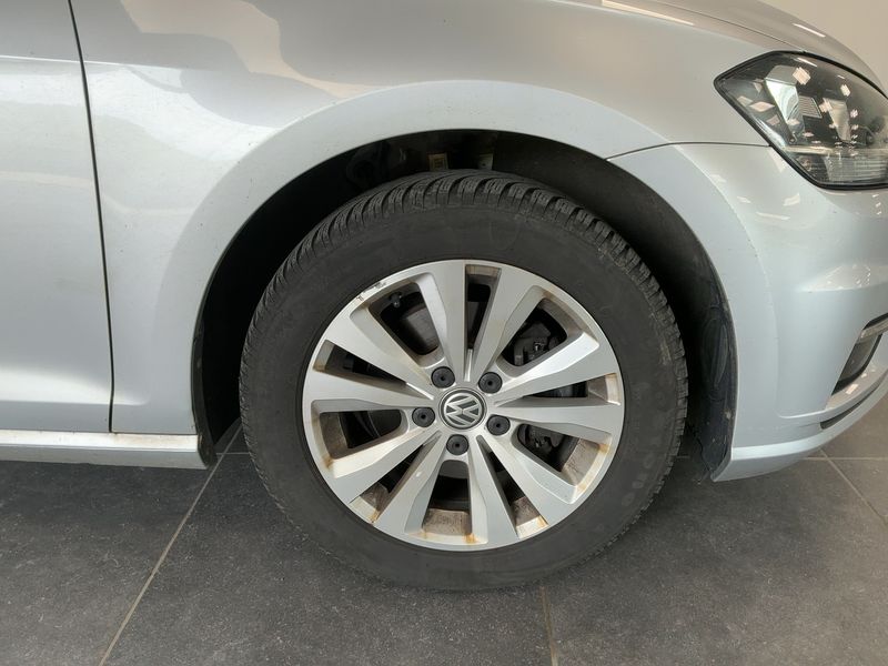 Volkswagen Golf VII 1.6 TDI Comfortline BlueMotion Tech 2019 – снимка на щета 11