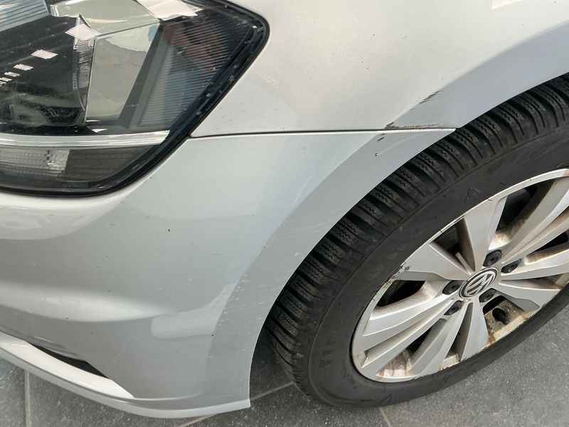 Volkswagen Golf VII 1.6 TDI Comfortline BlueMotion Tech 2019 – снимка на щета 31