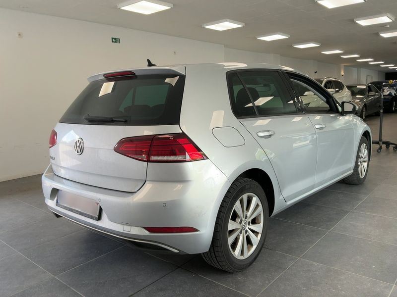 Volkswagen Golf VII 1.6 TDI Comfortline BlueMotion Tech 2019 – снимка на щета 8