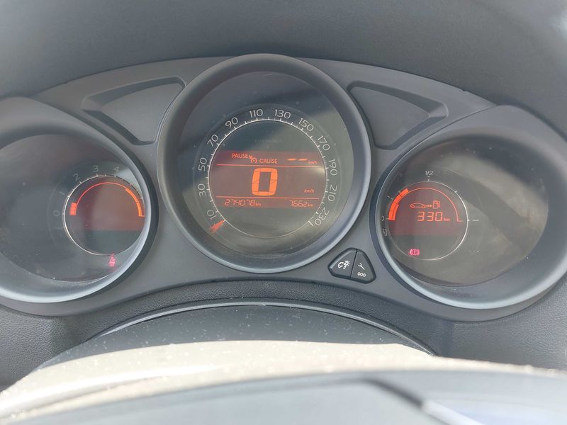 Citroen C4 1.6 HDi Confort 2013 – снимка 12