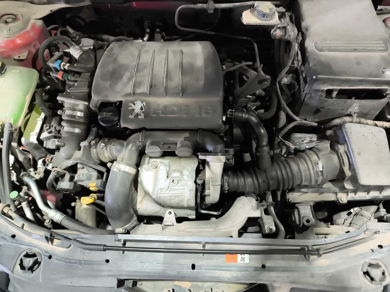 Mazda 3 1.6 CD Diesel Active 2009 – снимка 8
