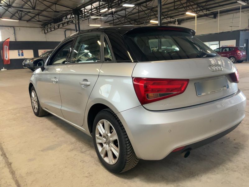 Audi A1 Sportback 1.6 TDI Attraction 2013 – снимка 6
