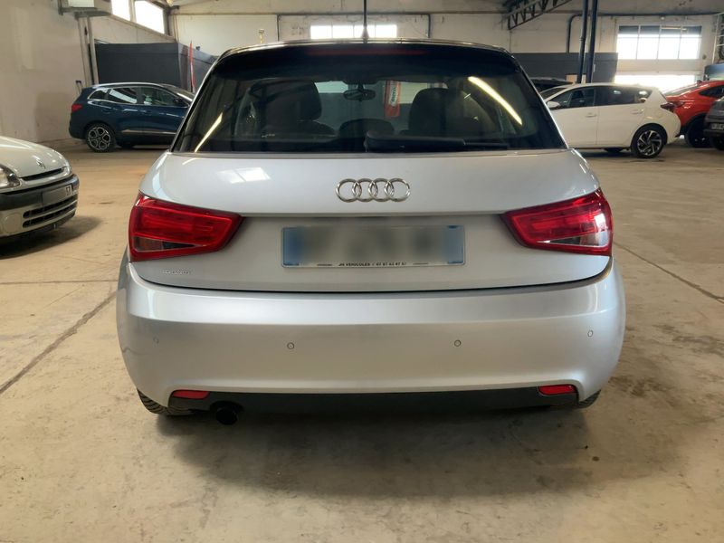 Audi A1 Sportback 1.6 TDI Attraction 2013 – снимка 7