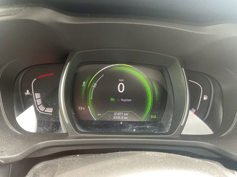 Renault Kadjar 1.2 TCe Energy Life 2016 – снимка 18