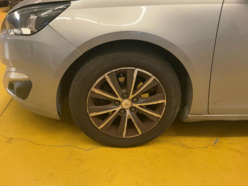 Peugeot 308 1.2 e-THP Allure 2014 – снимка 3