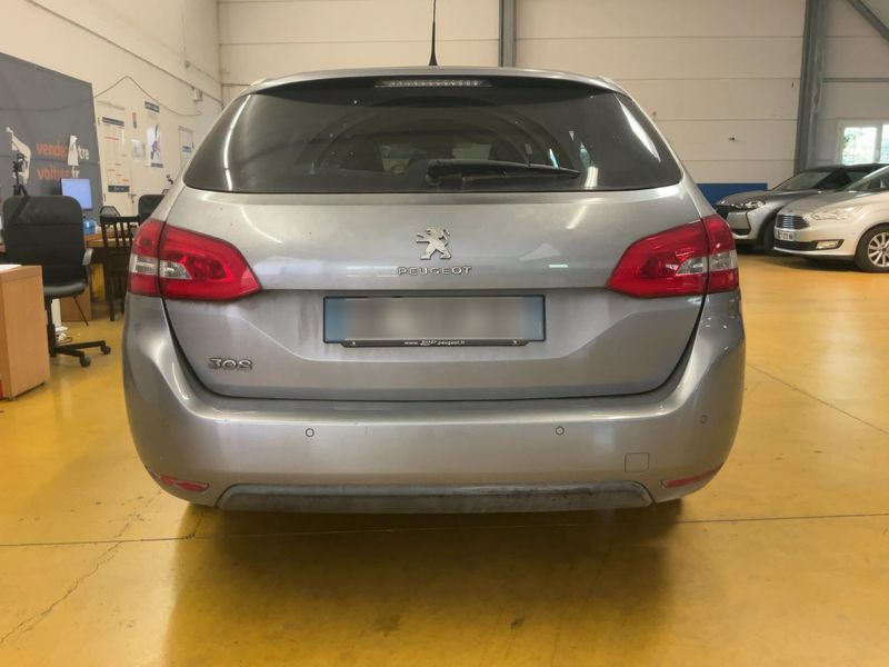 Peugeot 308 1.2 e-THP Allure 2014 – снимка 7
