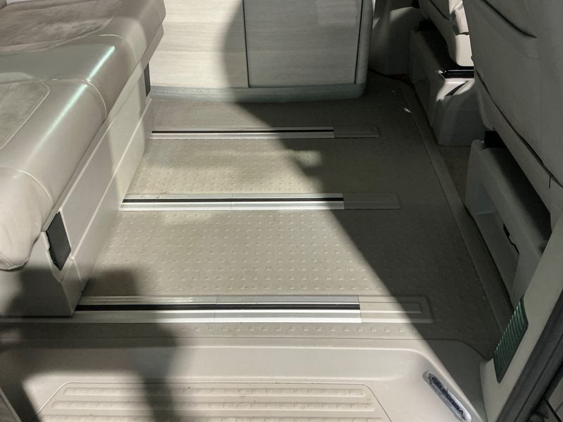 Volkswagen T6 California 2.0 TDI Coast 2017 – снимка 32