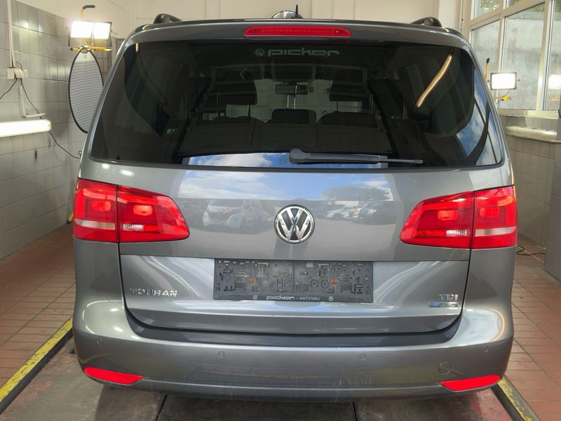 Volkswagen Touran 1.6 TDI Comfortline BlueMotion Tech 2010 – снимка 7