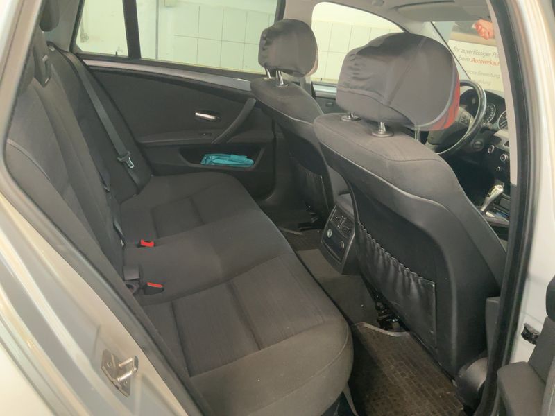BMW 5er 520d 2010 – снимка 14