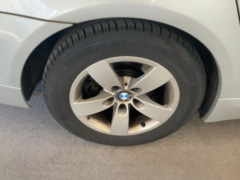 BMW 5er 520d 2010 – снимка 18