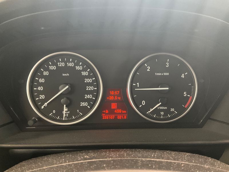 BMW 5er 520d 2010 – снимка 13