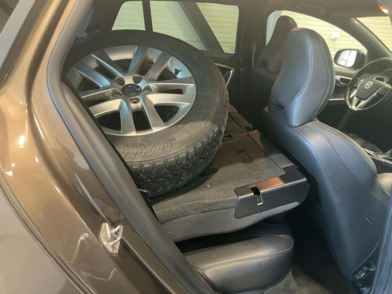 Volvo V60 Cross Country 2.4 D4 Summum AWD 2016 – снимка 20