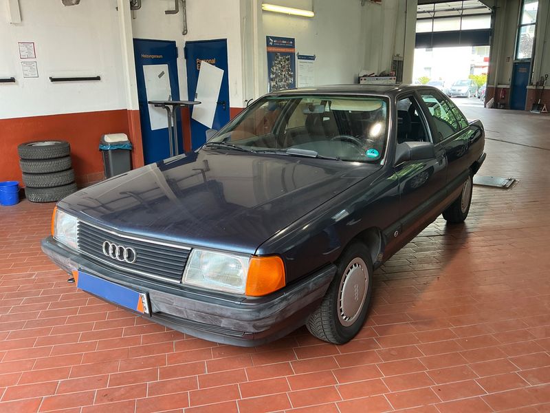 Audi 100 2.3 1989 – снимка 1
