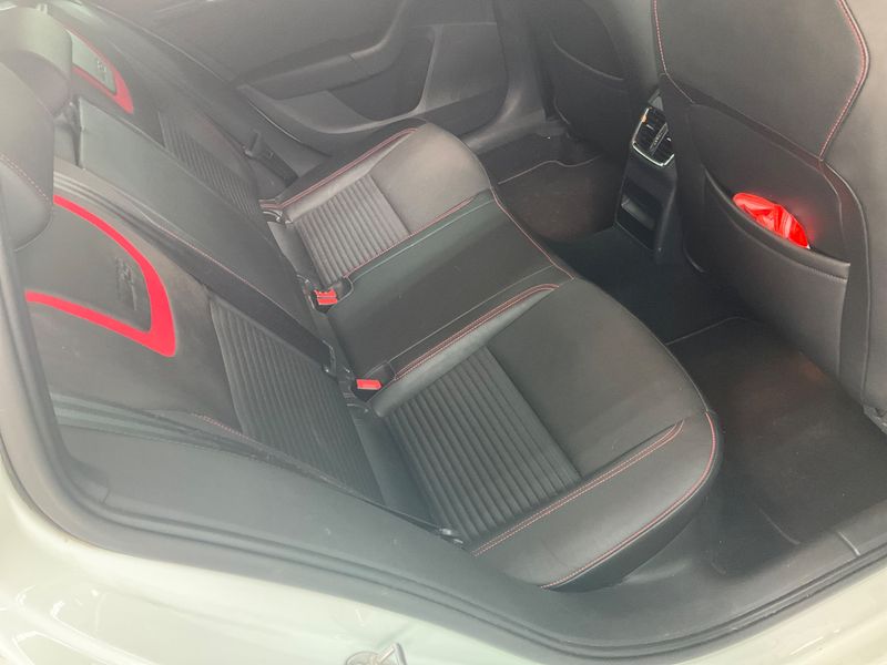 Skoda Octavia 2.0 TDI RS 2016 – снимка 30