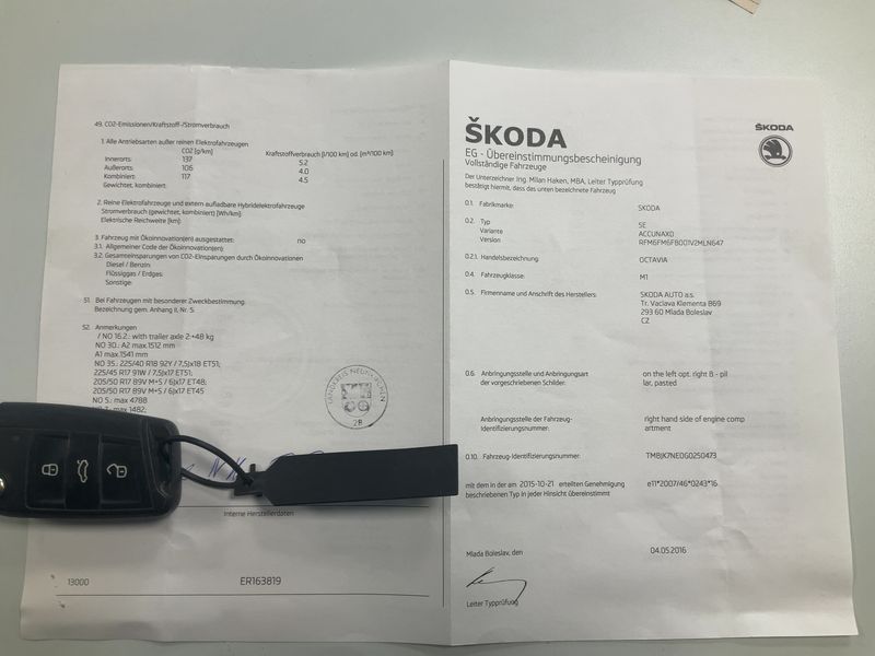Skoda Octavia 2.0 TDI RS 2016 – снимка 22