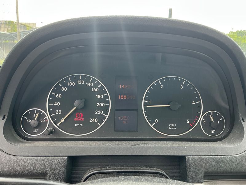 Mercedes-Benz A-Klasse A 180 CDI Avantgarde 2012 – снимка 4