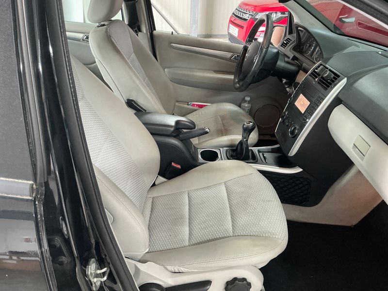 Mercedes-Benz A-Klasse A 180 CDI Avantgarde 2012 – снимка 3
