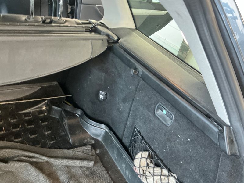 Mercedes-Benz C-Klasse C 220 CDI T BlueEfficiency Avantgarde 2012 – снимка 26
