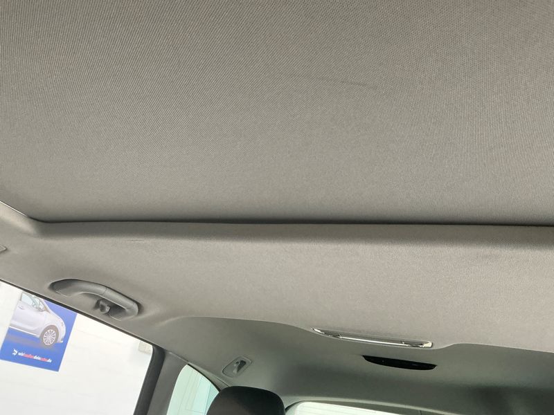 Mercedes-Benz C-Klasse C 220 CDI T BlueEfficiency Avantgarde 2012 – снимка 23