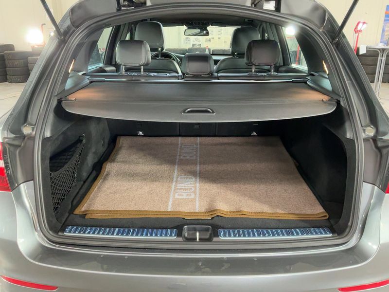 Mercedes-Benz GLC-Klasse GLC 220 4Matic AMG Line 2016 – снимка 15