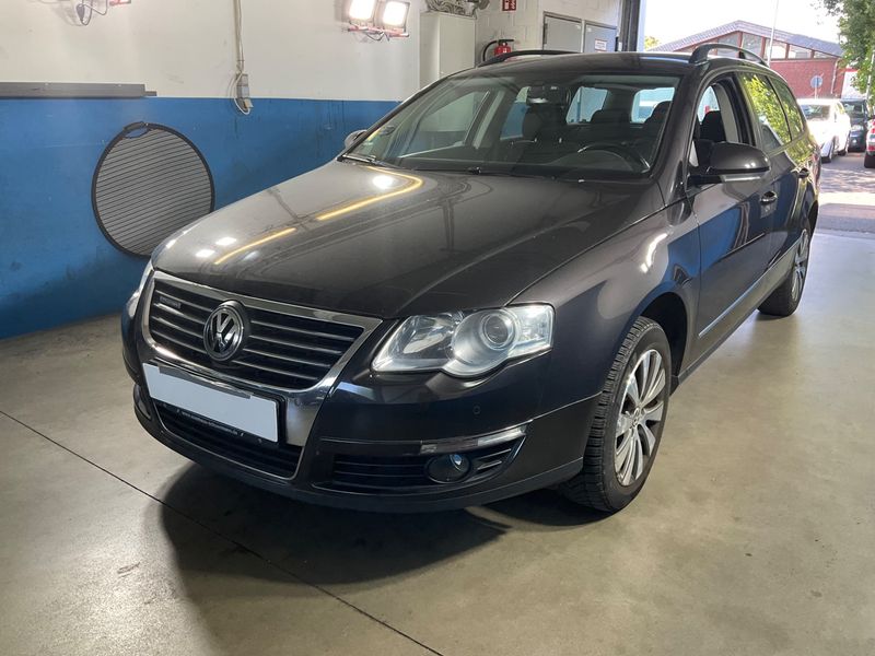 Volkswagen Passat 1.9 TDI BlueMotion Tech 2008 – снимка 1