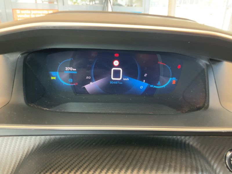 Peugeot 2008 1.2 PureTech Allure Pack 2022 – снимка 18