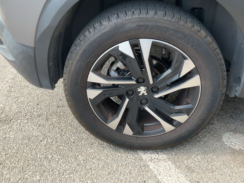 Peugeot 2008 1.2 PureTech Allure Pack 2022 – снимка 9