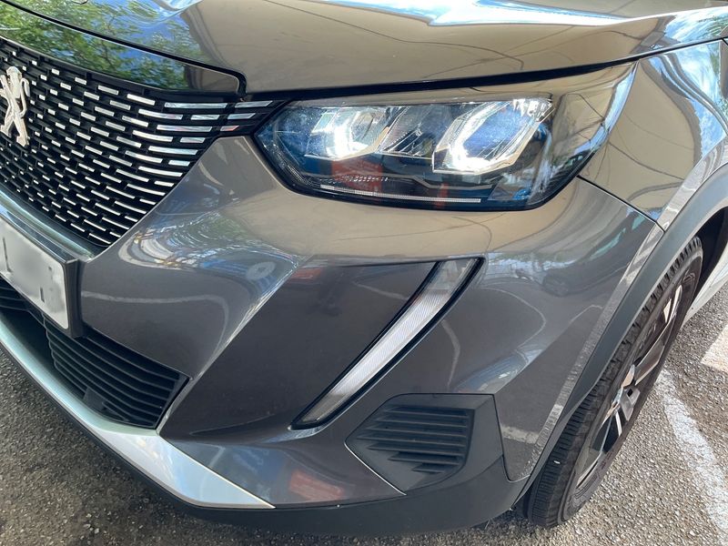 Peugeot 2008 1.2 PureTech Allure Pack 2022 – снимка 31