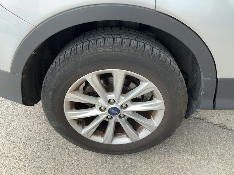 Ford Kuga 2.0 TDCi Titanium 2015 – снимка 9
