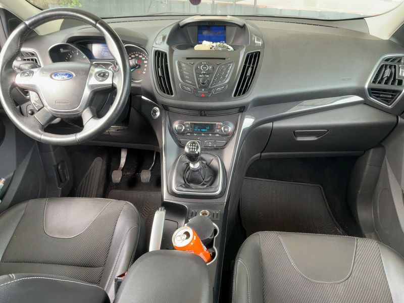 Ford Kuga 2.0 TDCi Titanium 2015 – снимка 17