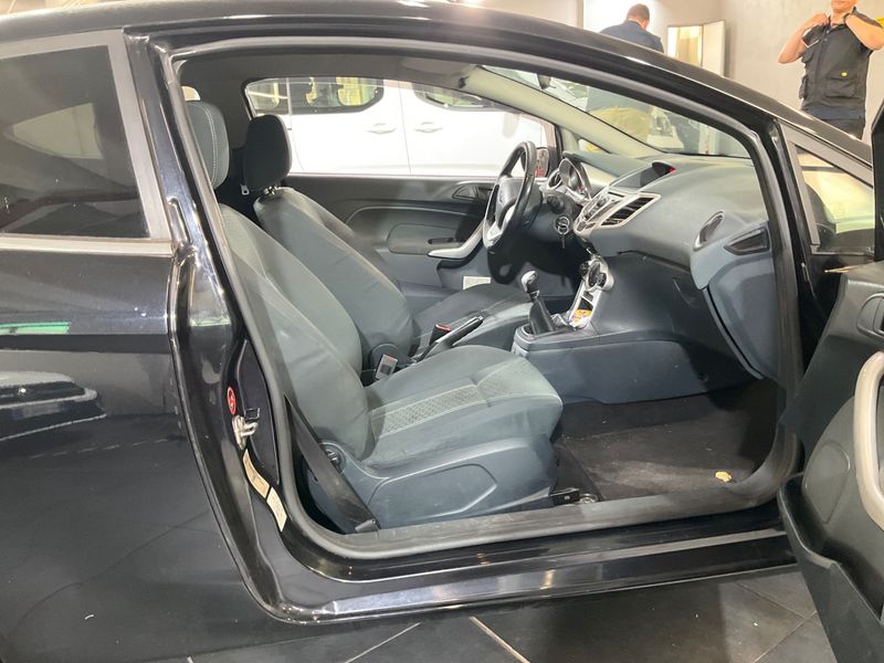 Ford Fiesta 1.4 LPG Titanium 2010 – снимка 3