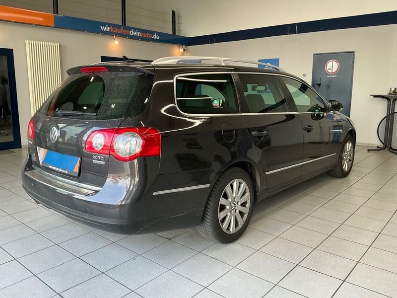 Volkswagen Passat 2.0 TDI Highline 4Motion 2010 – снимка 2