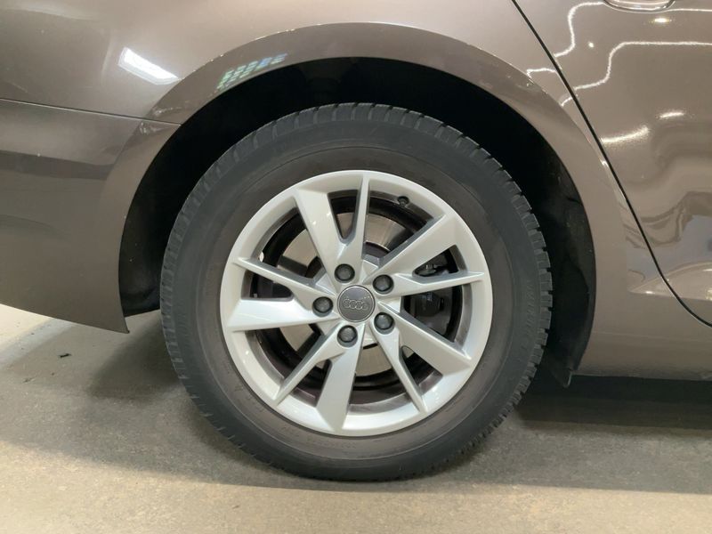 Audi A4 1.4 TFSI ACT 2017 – снимка 9
