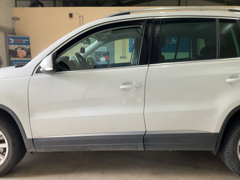 Volkswagen Tiguan 2.0 TDI Lounge BlueMotion Tech 2016 – снимка 4