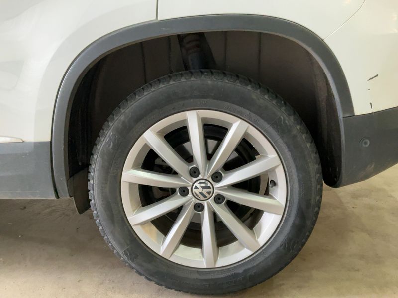 Volkswagen Tiguan 2.0 TDI Lounge BlueMotion Tech 2016 – снимка 5